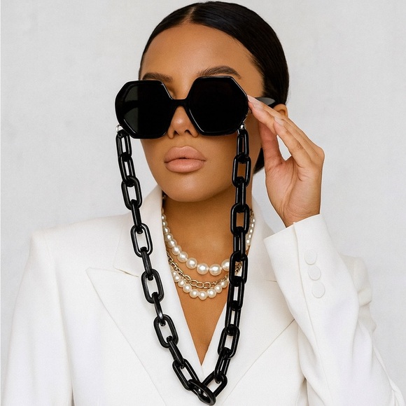 None Accessories - Luxury sunglasses